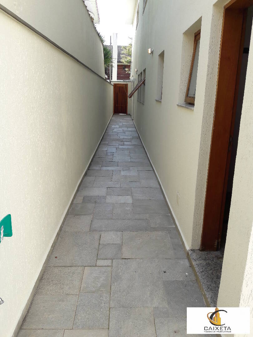 Casa para Locação em Santana de Parnaíba - 11