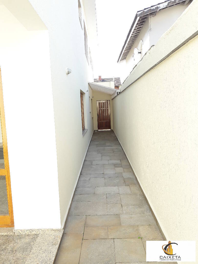 Casa para Locação em Santana de Parnaíba - 12