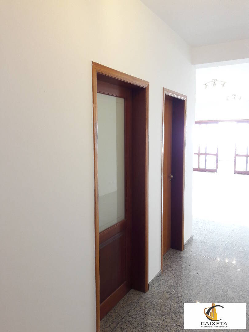 Casa para Locação em Santana de Parnaíba - 28