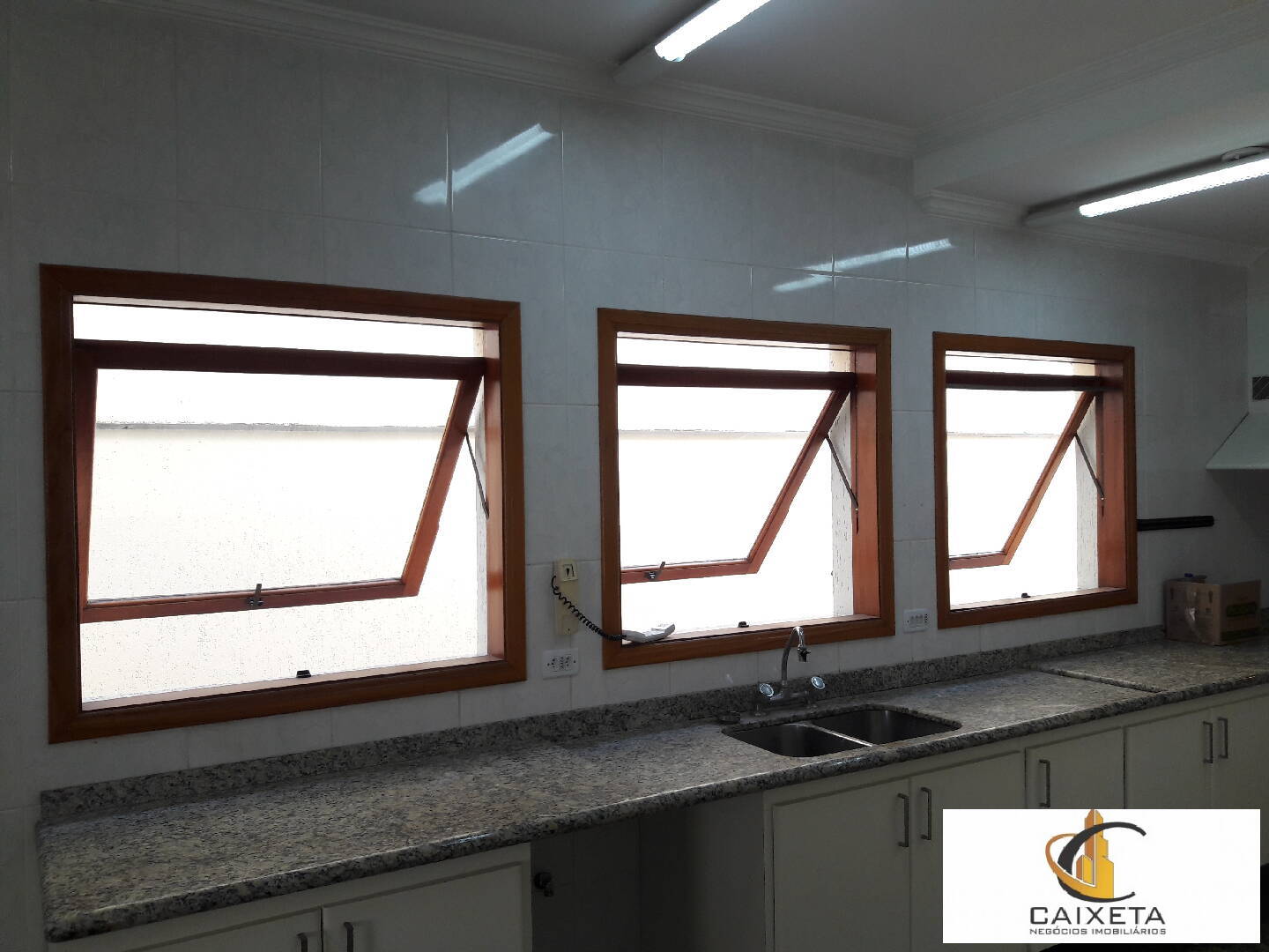 Casa para Locação em Santana de Parnaíba - 17