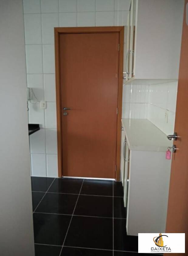Apartamento para Venda em Santana de Parnaíba - 17