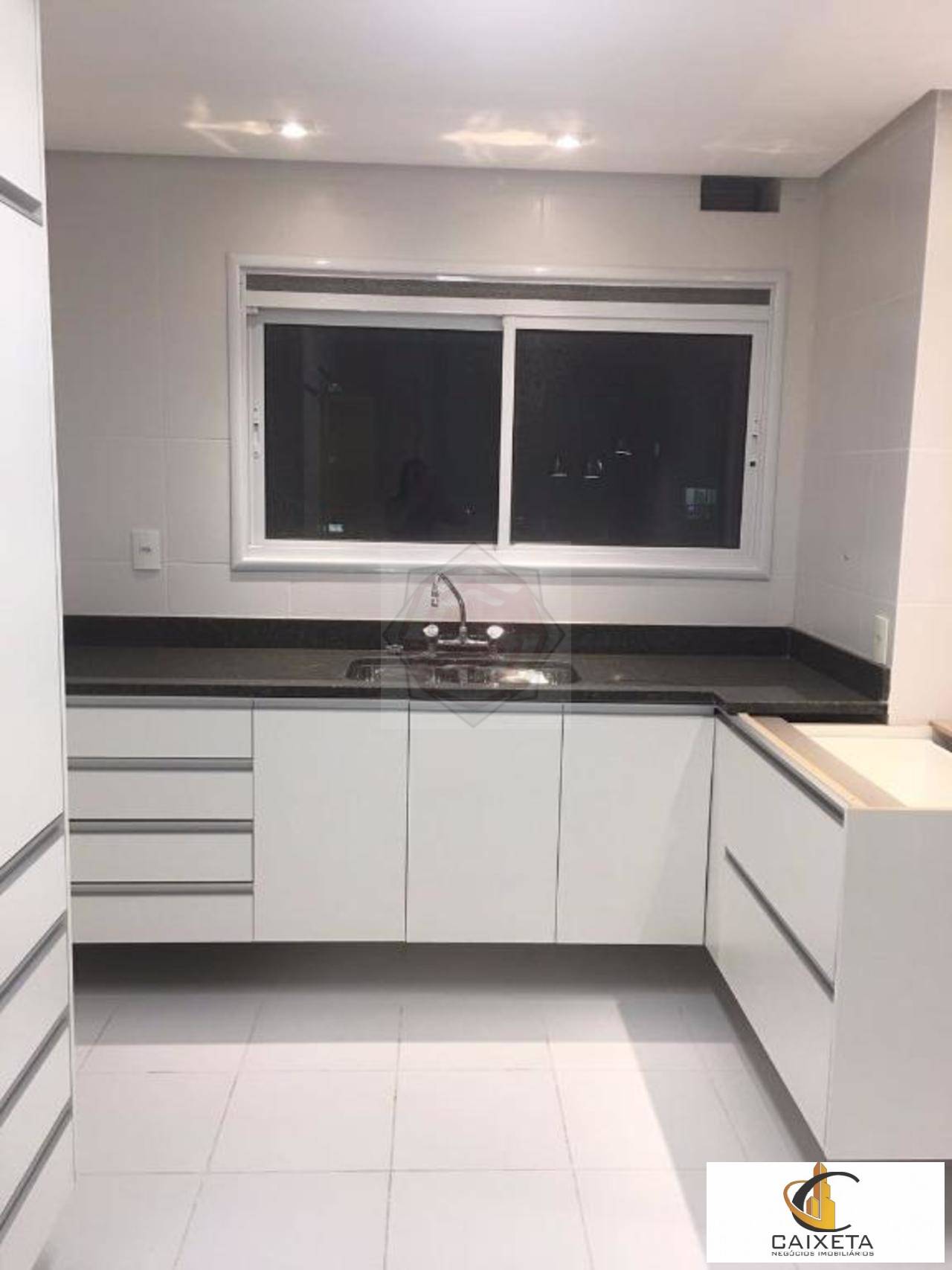 Apartamento, 3 quartos, 270 m² - Foto 4