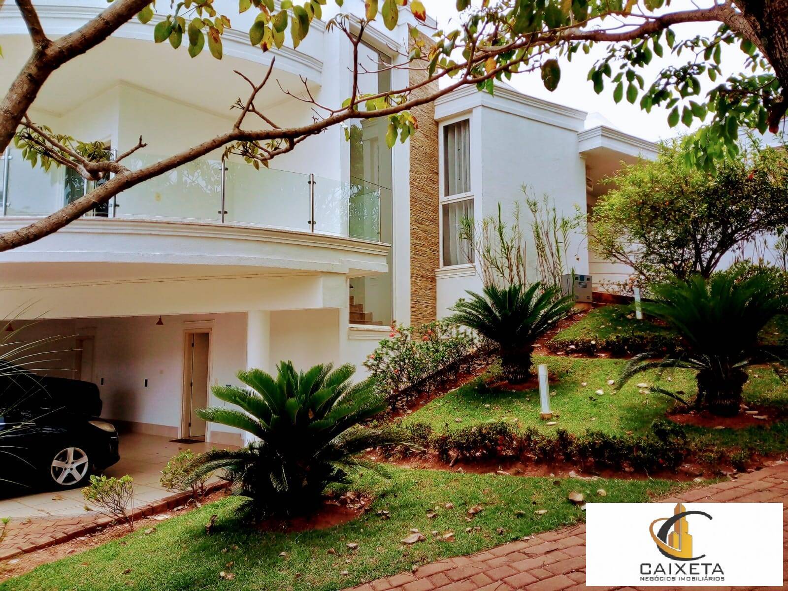 Casa em condomínio para Venda em Santana de Parnaíba - 1