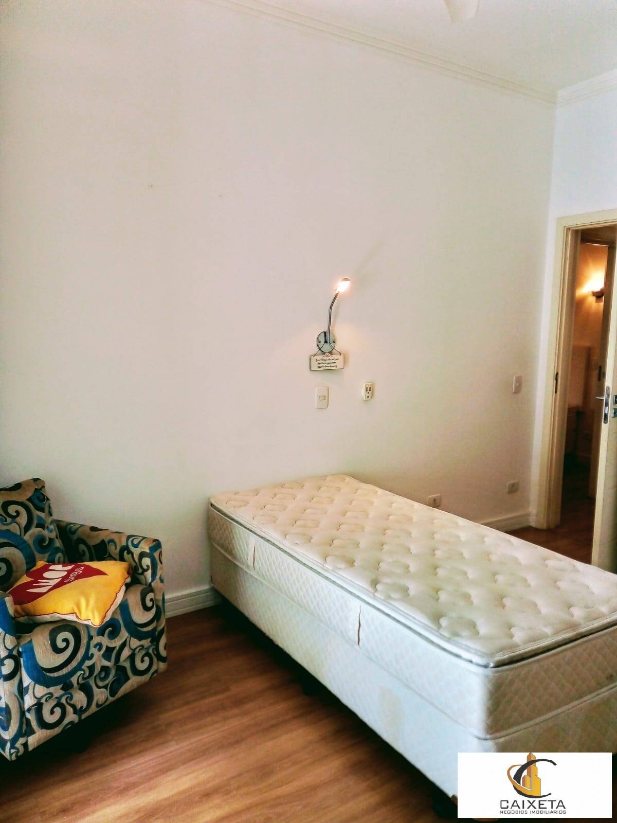 SUITE 4