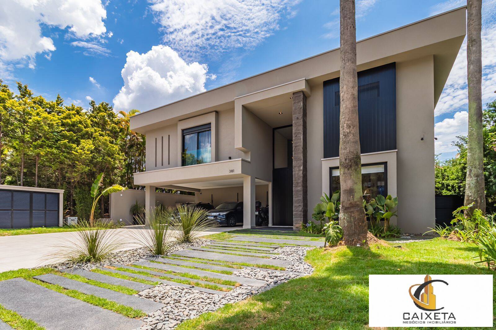 Casa para Venda em Santana de Parnaíba - 1