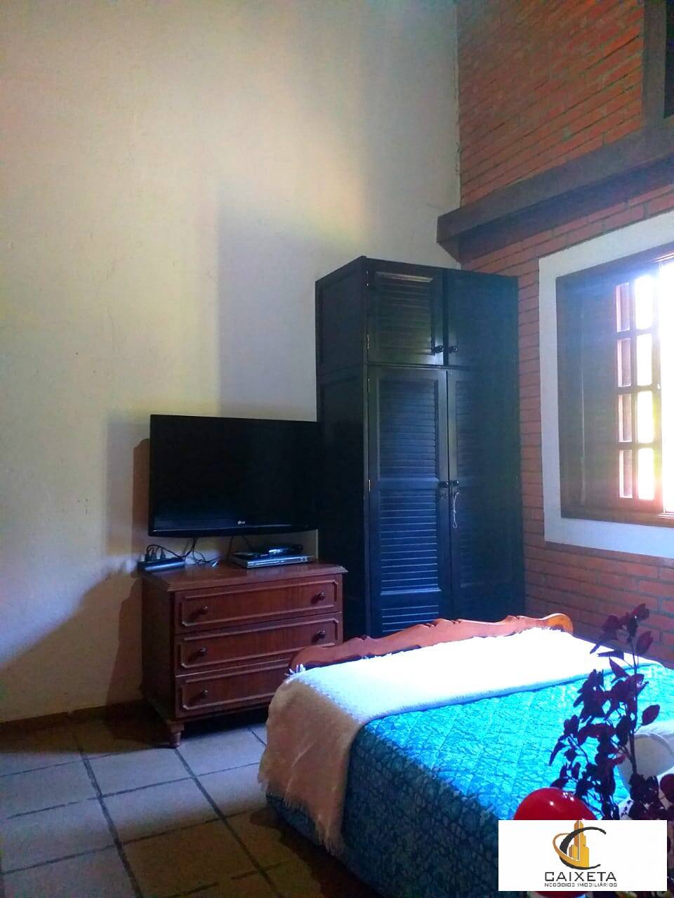 Chácara à venda com 6 quartos, 300m² - Foto 23