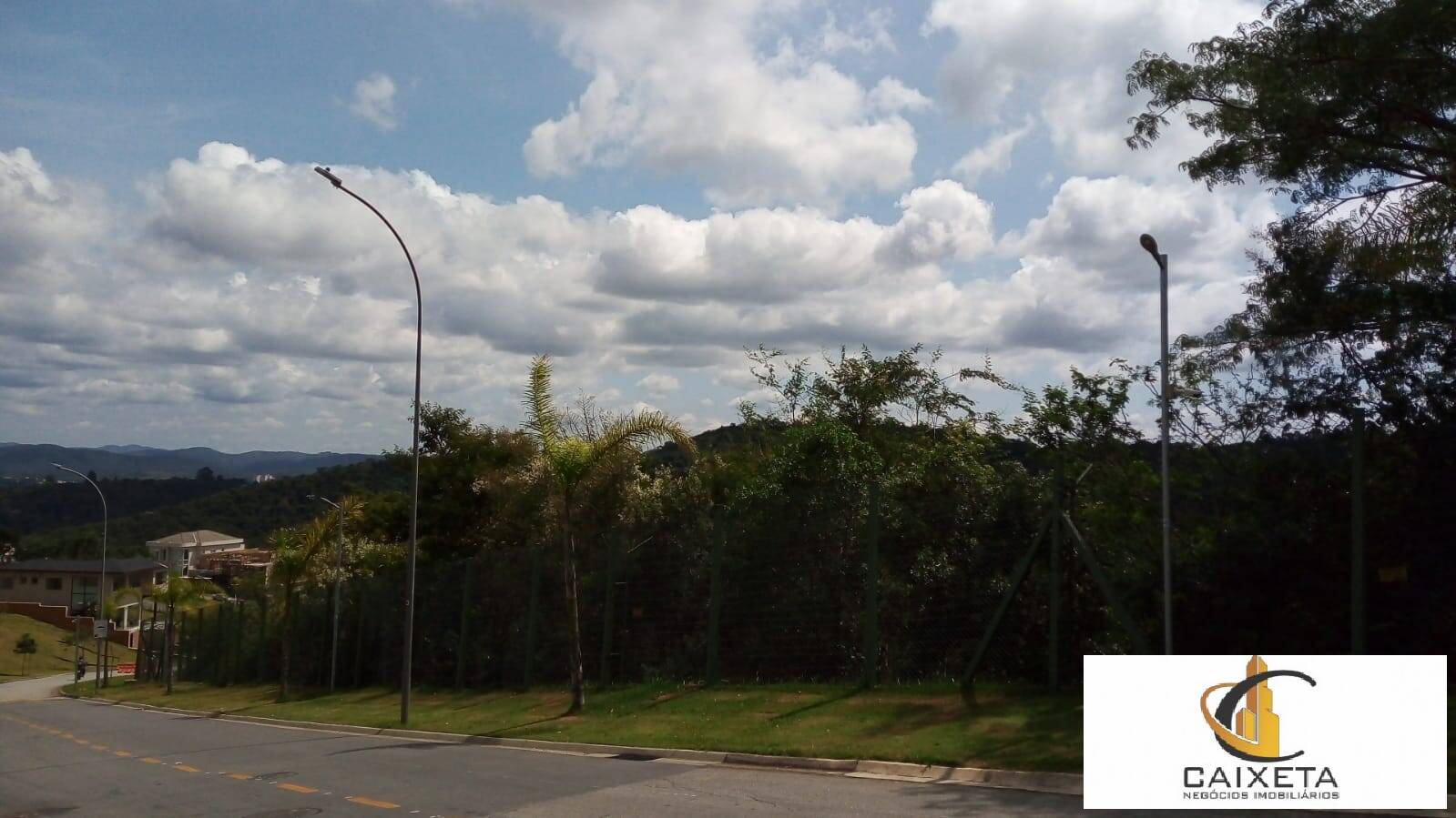 Terreno em condomínio para Venda em Santana de Parnaíba - 1