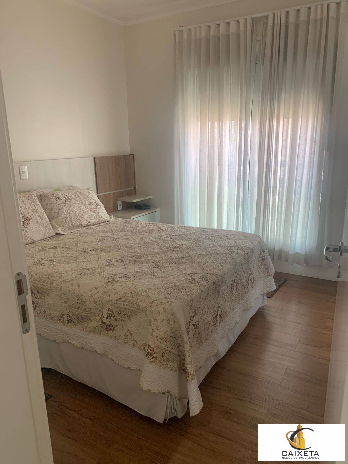 Apartamento para Venda em Santana de Parnaíba - 13