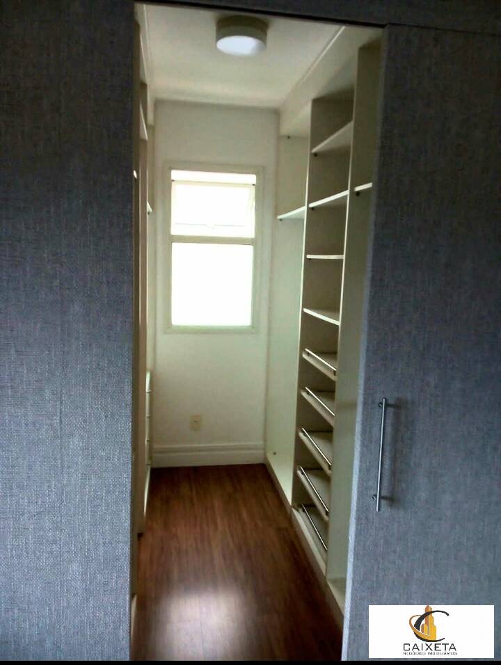 Apartamento para Venda em Santana de Parnaíba - 13