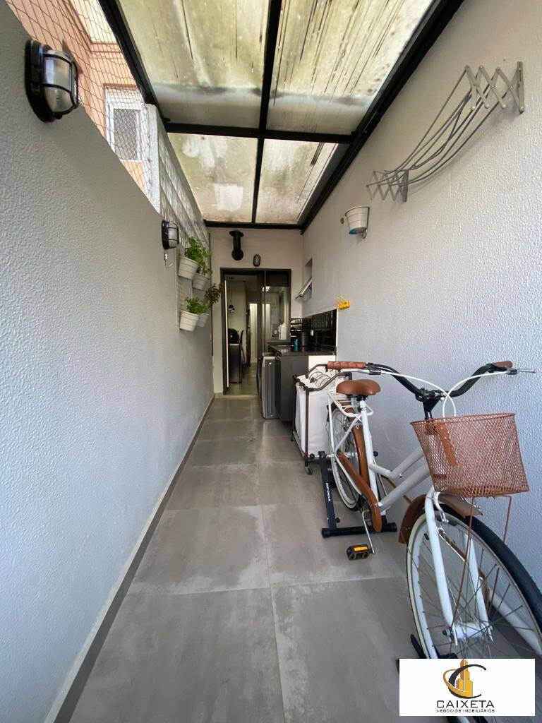 Apartamento à venda com 3 quartos, 120m² - Foto 11