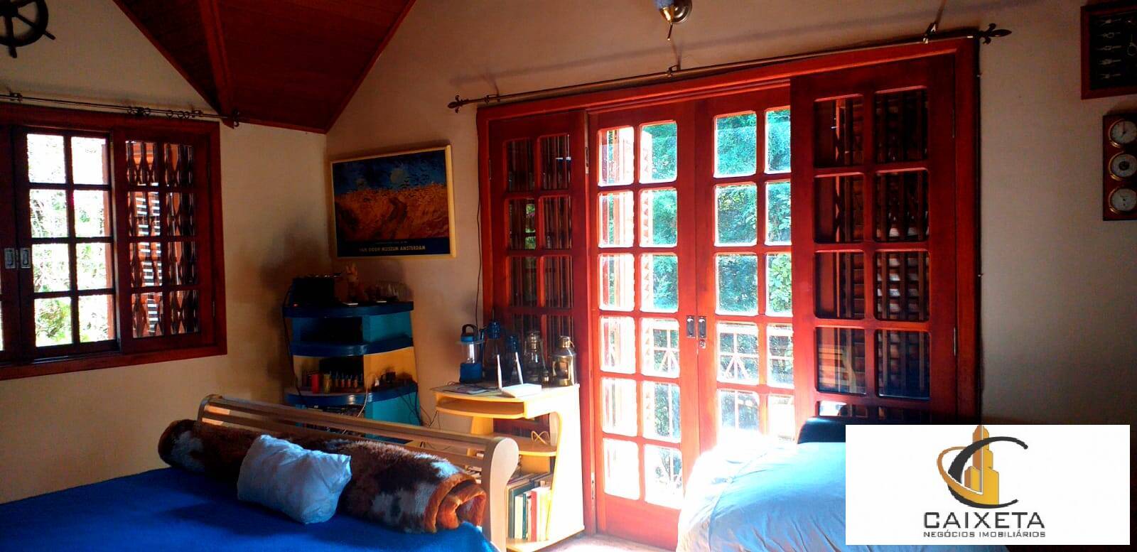 Chácara à venda com 6 quartos, 600m² - Foto 9