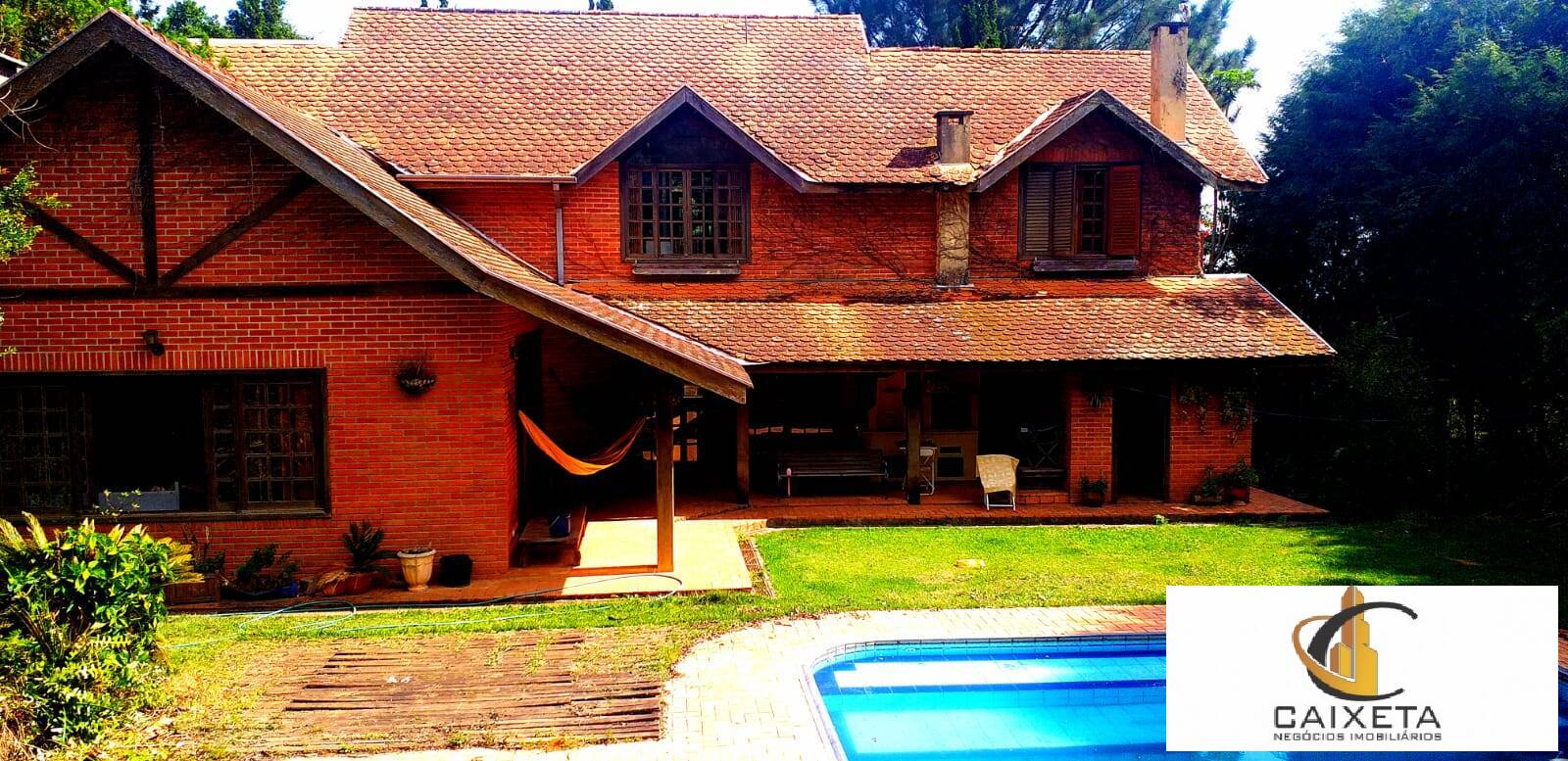 Chácara à venda com 6 quartos, 600m² - Foto 1
