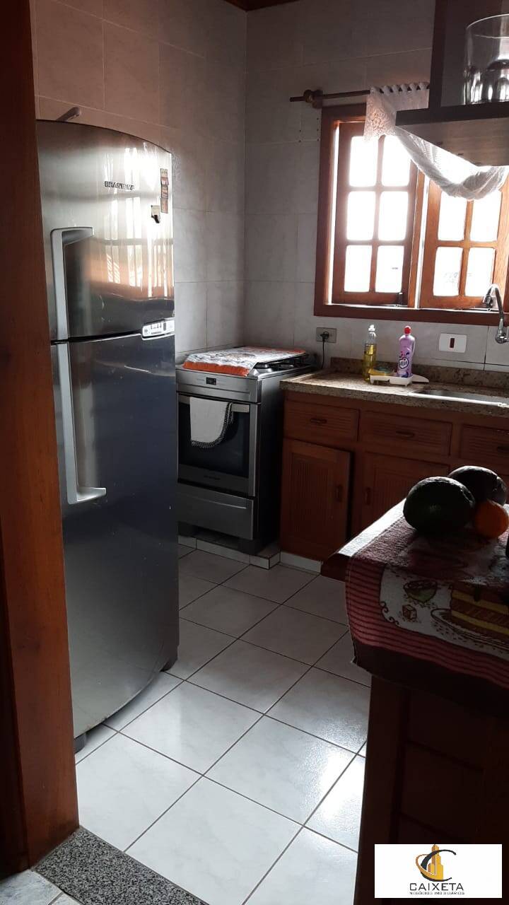 Casa de Condomínio à venda e aluguel com 3 quartos, 230m² - Foto 15