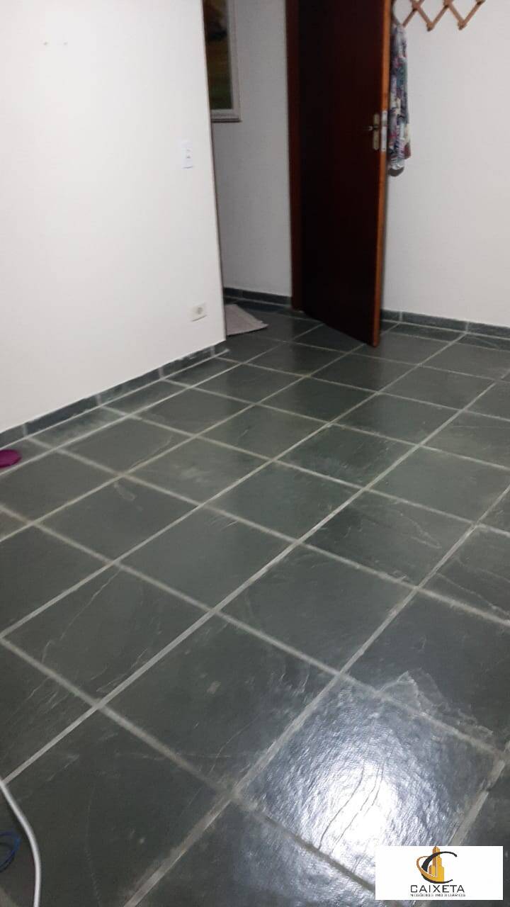 Casa de Condomínio à venda e aluguel com 3 quartos, 230m² - Foto 23