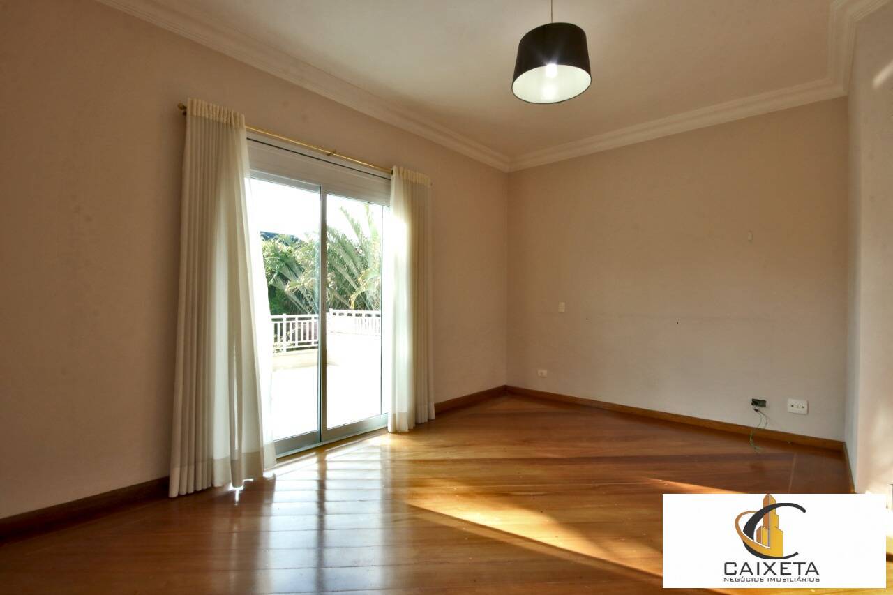 Mansão para Venda em Santana de Parnaíba - 26