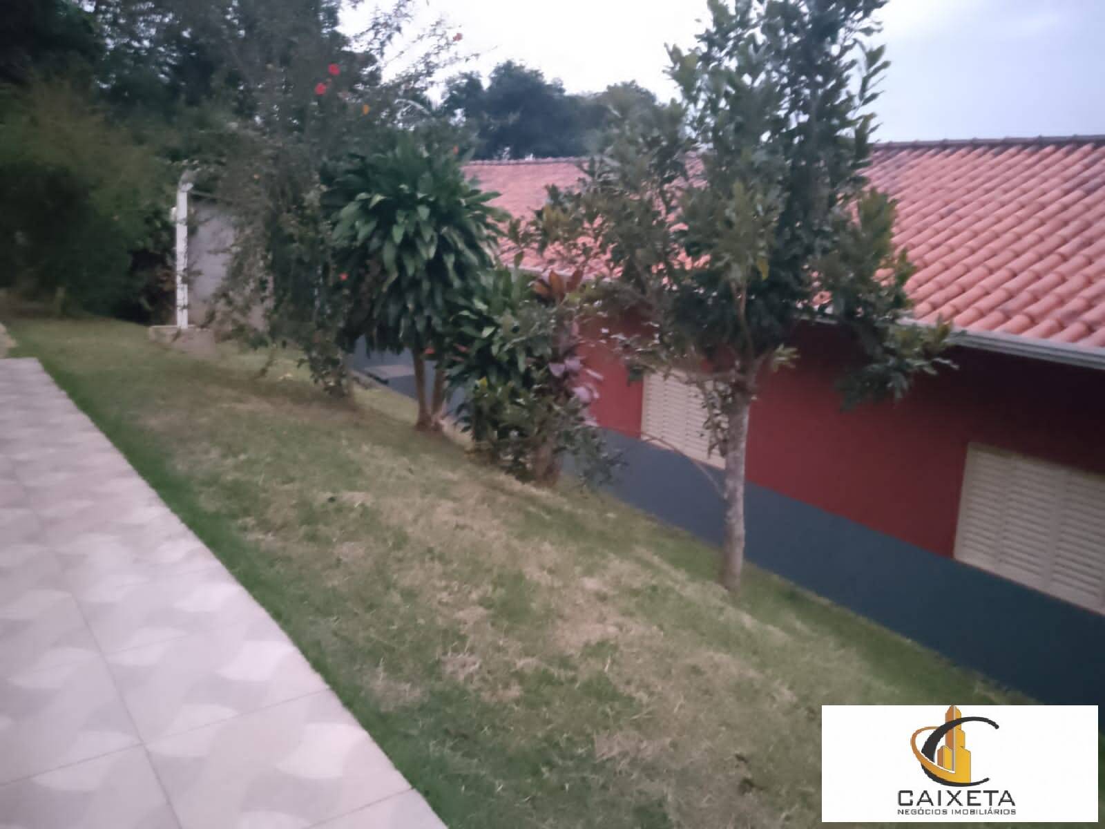Chácara à venda com 5 quartos, 2600m² - Foto 16