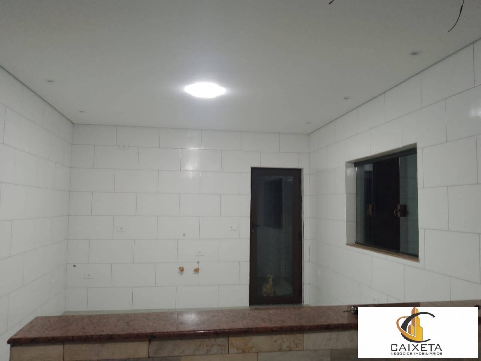 Chácara à venda com 5 quartos, 2600m² - Foto 10