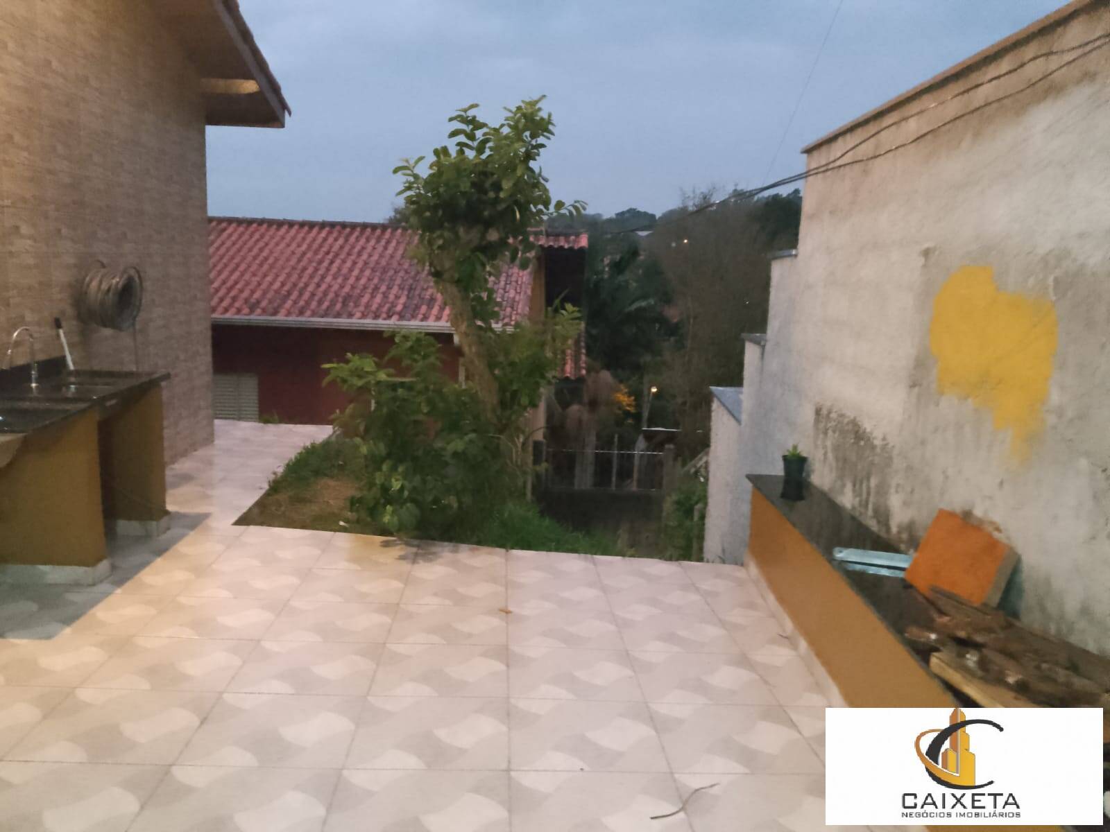 Chácara à venda com 5 quartos, 2600m² - Foto 13