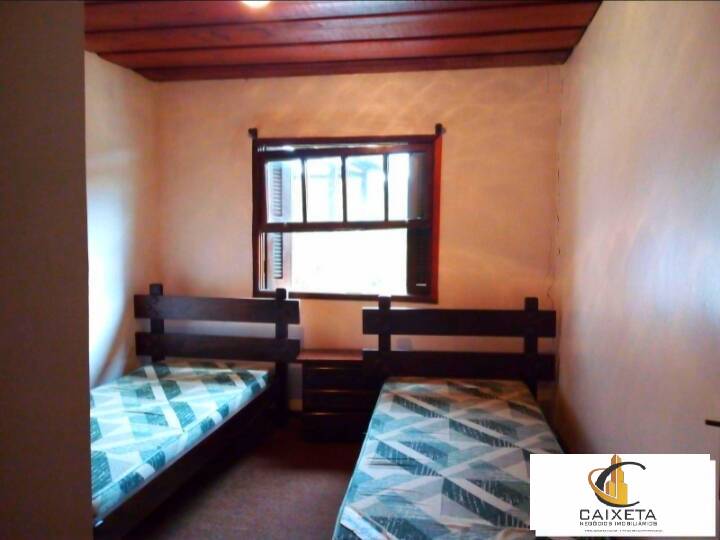 Sítio à venda com 6 quartos, 30m² - Foto 13