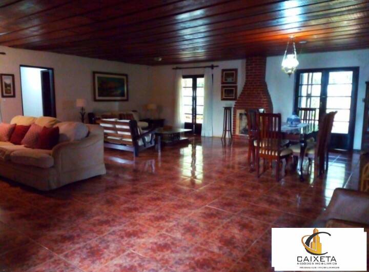 Sítio à venda com 6 quartos, 30m² - Foto 15