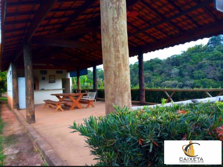 Sítio à venda com 6 quartos, 30m² - Foto 18