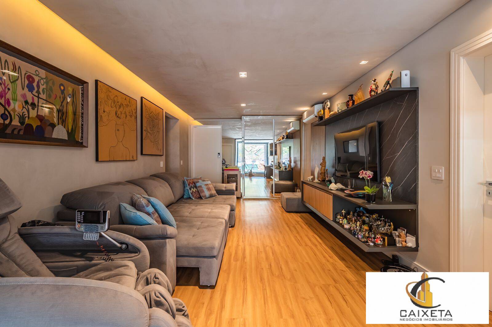 Casa para Venda em Santana de Parnaíba - 8
