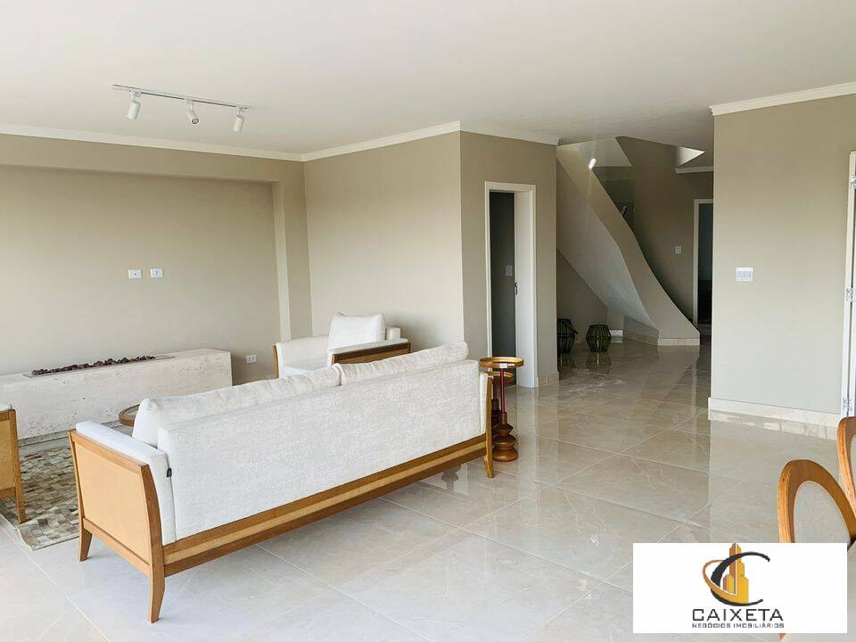 Casa em condomínio para Venda em Santana de Parnaíba - 2