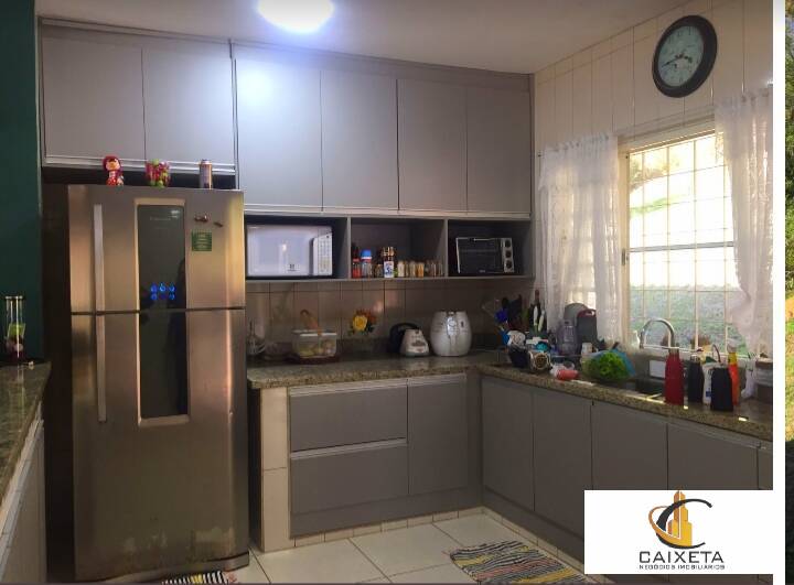 Chácara à venda com 3 quartos, 2600m² - Foto 11