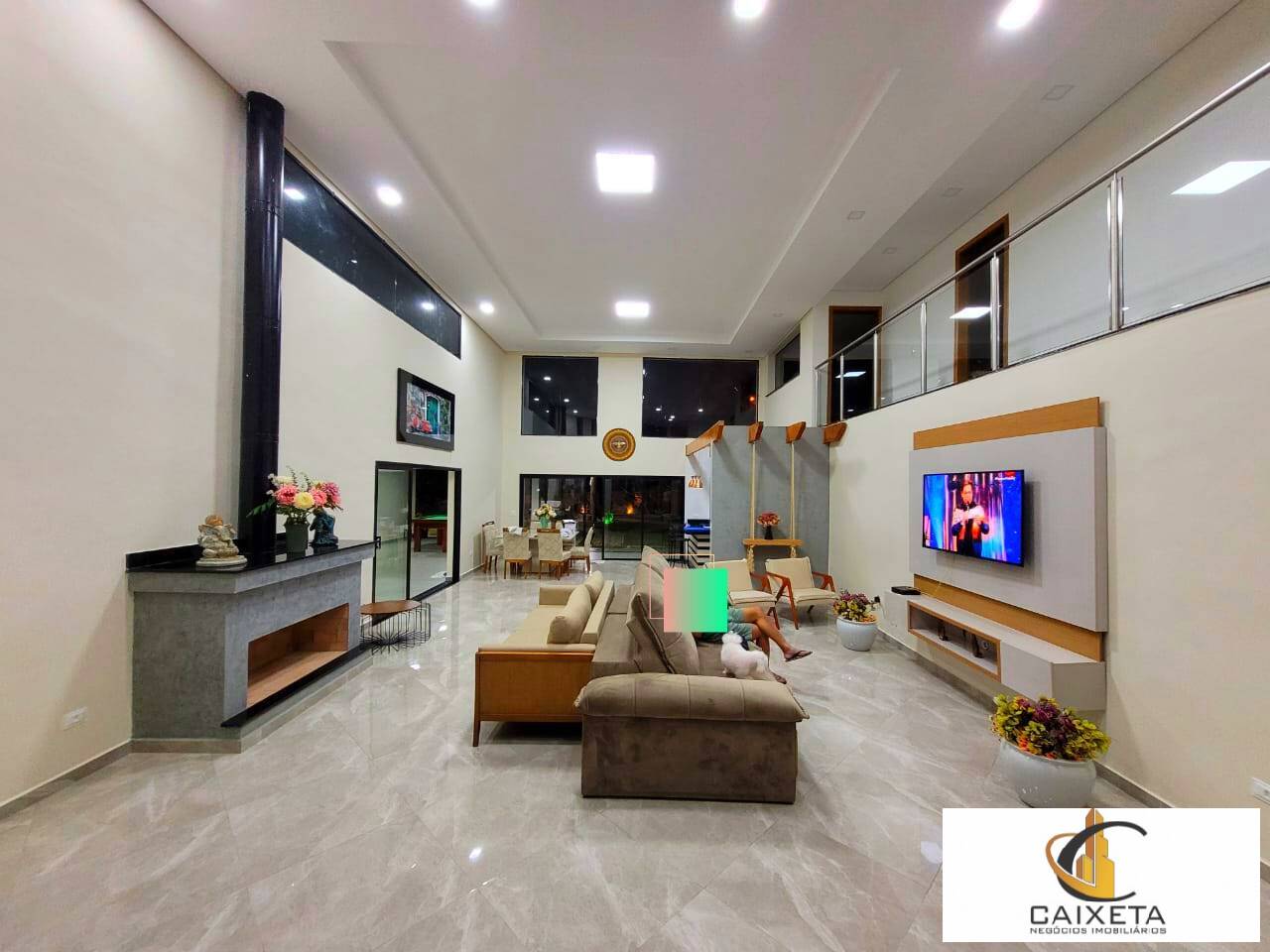 Chácara à venda com 6 quartos, 550m² - Foto 35
