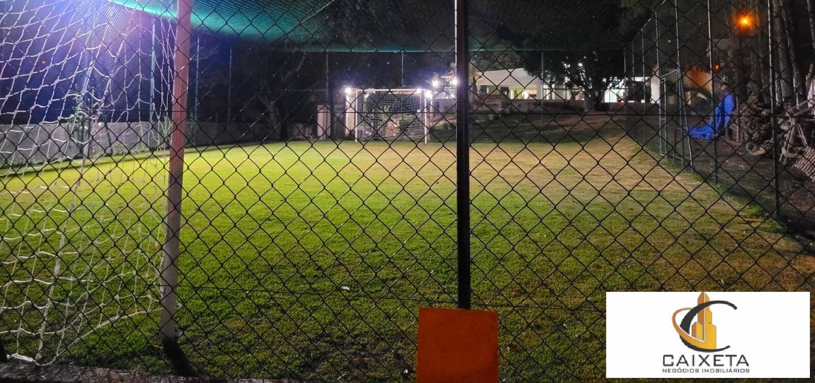 Chácara à venda com 6 quartos, 550m² - Foto 17