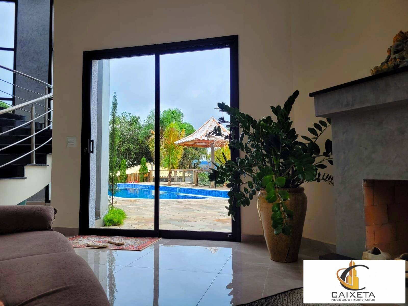 Chácara à venda com 6 quartos, 550m² - Foto 34