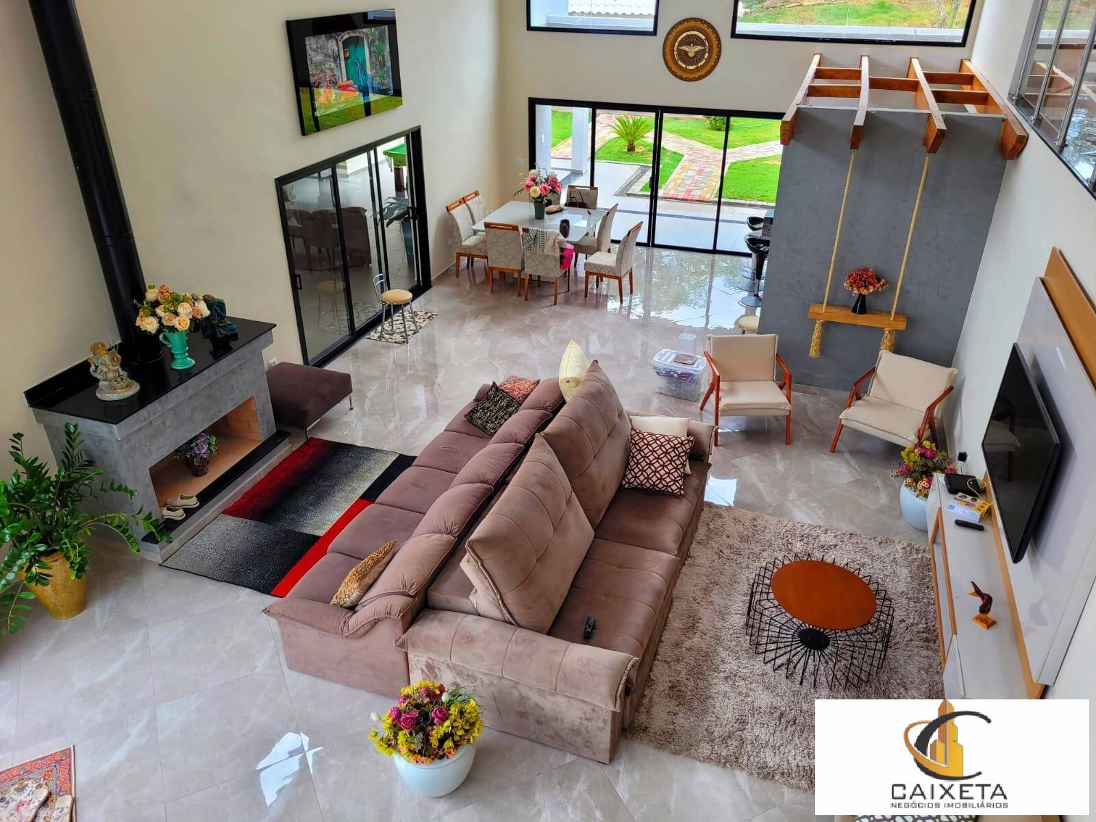 Chácara à venda com 6 quartos, 550m² - Foto 33