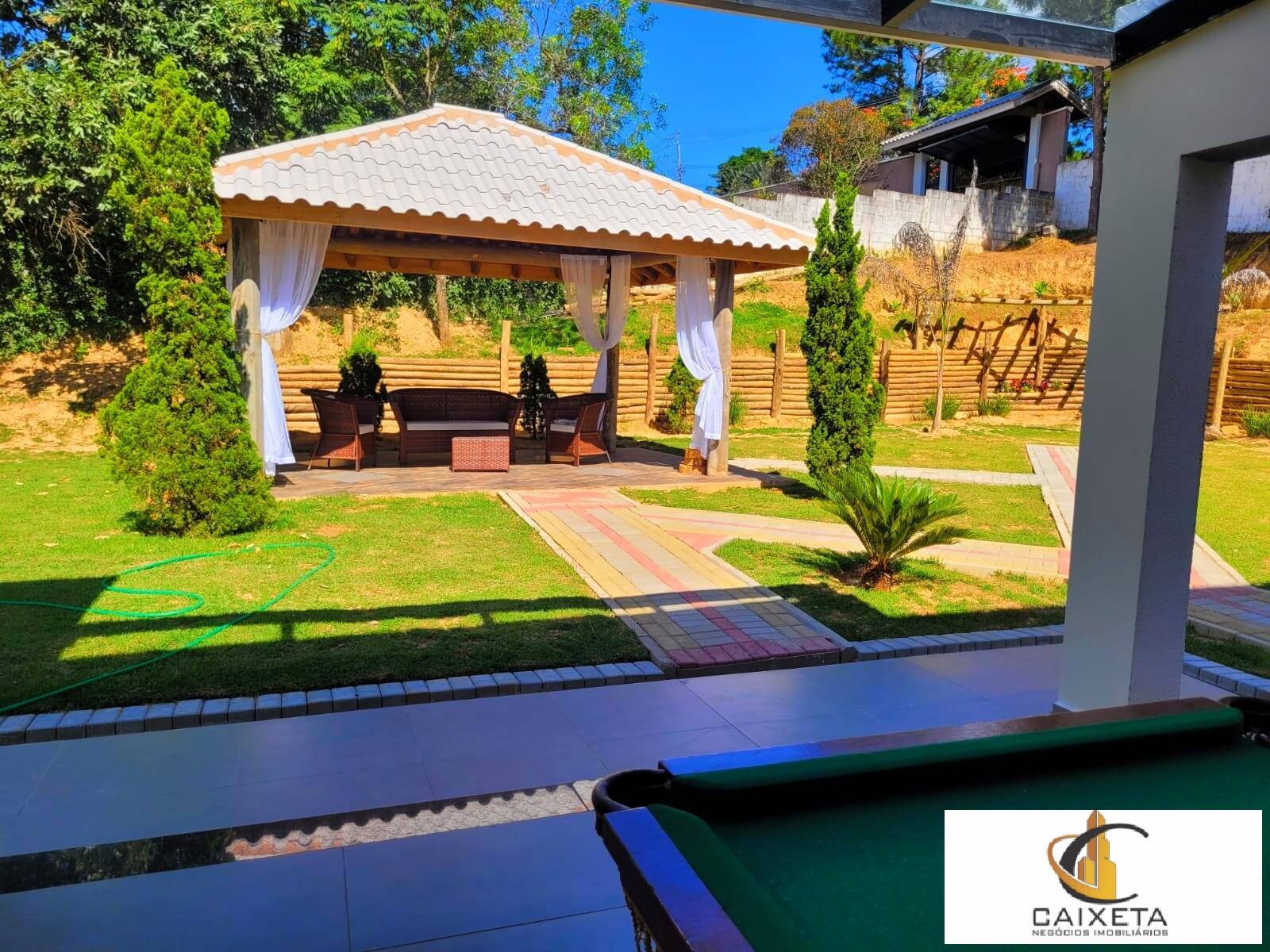 Chácara à venda com 6 quartos, 550m² - Foto 26