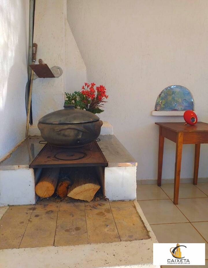 Chácara à venda e aluguel com 2 quartos, 250m² - Foto 11