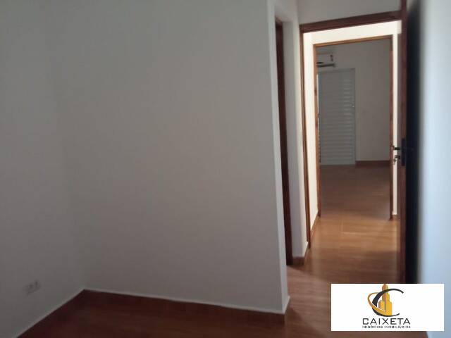 Casa à venda com 3 quartos, 131m² - Foto 8