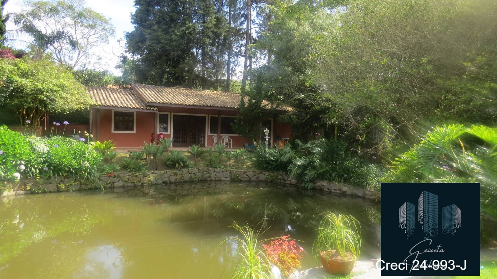 Chácara à venda com 4 quartos, 350m² - Foto 11