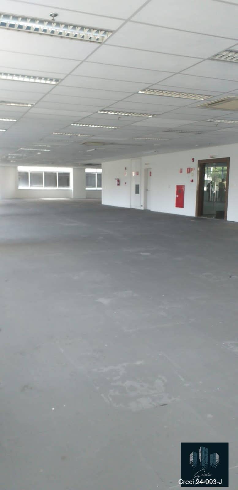 Prédio Inteiro - Foto 1