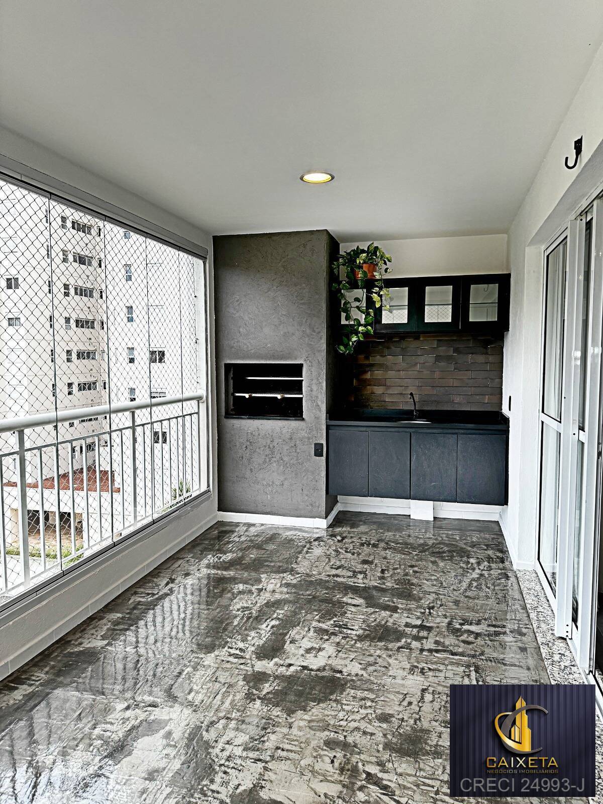 Apartamento para Venda em Santana de Parnaíba - 10