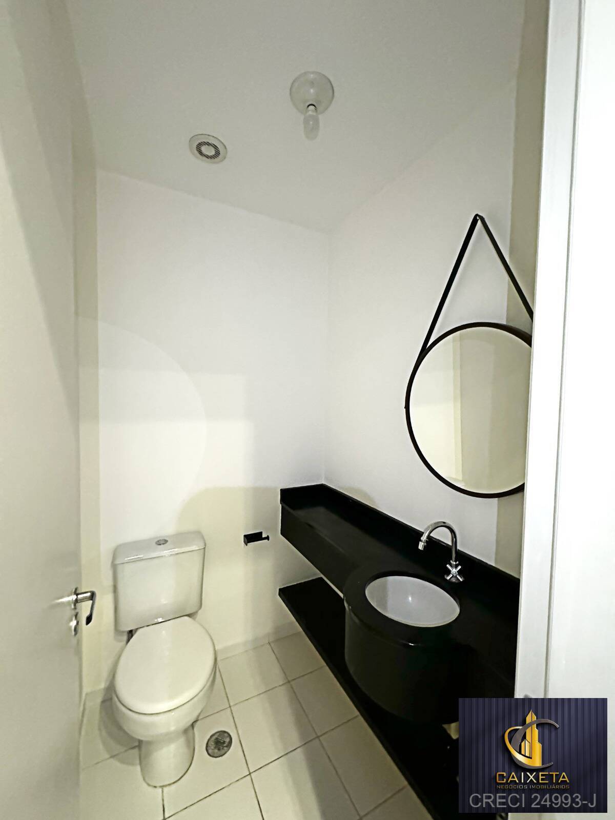 Apartamento para Venda em Santana de Parnaíba - 5