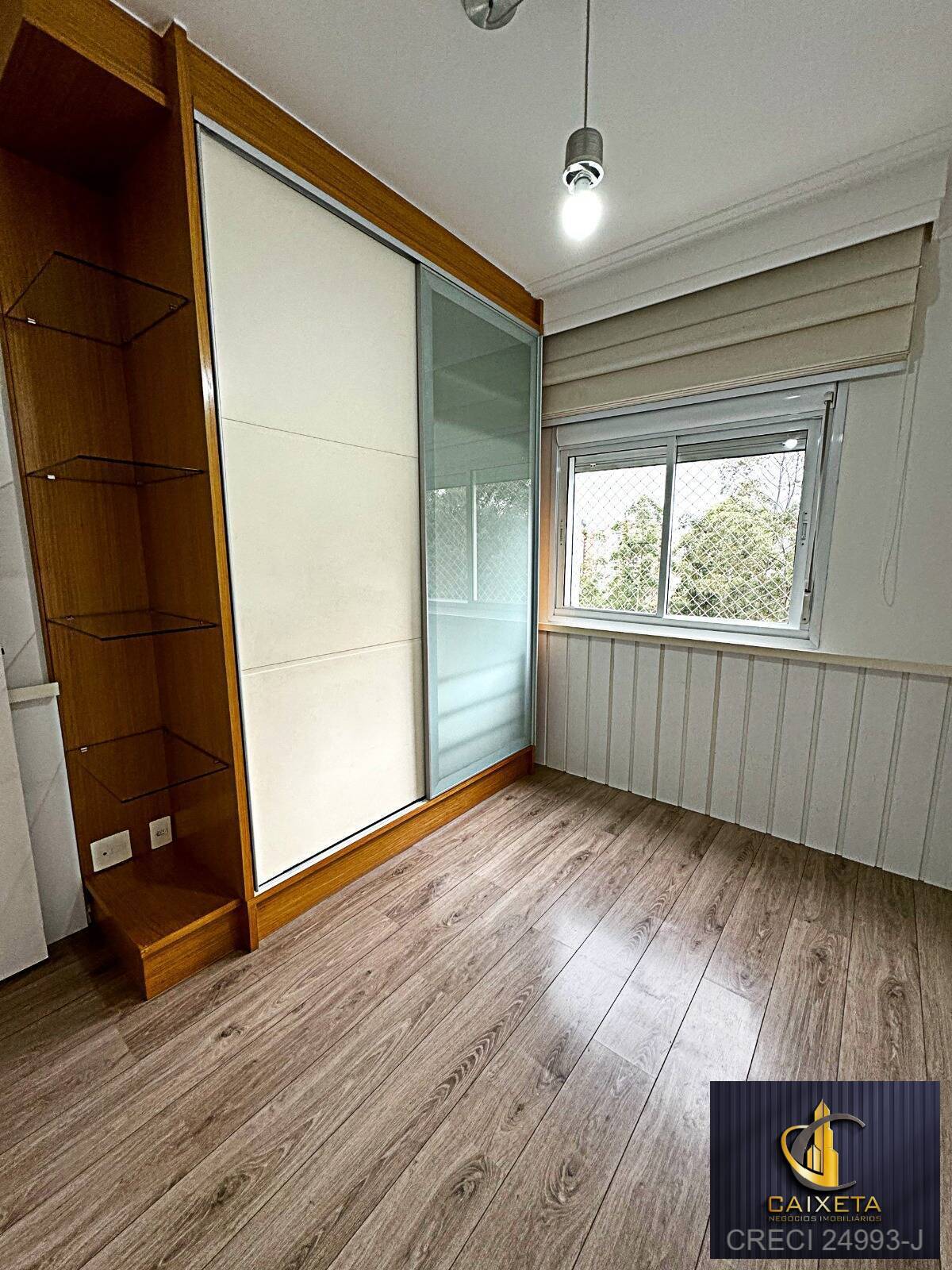 Apartamento para Venda em Santana de Parnaíba - 26
