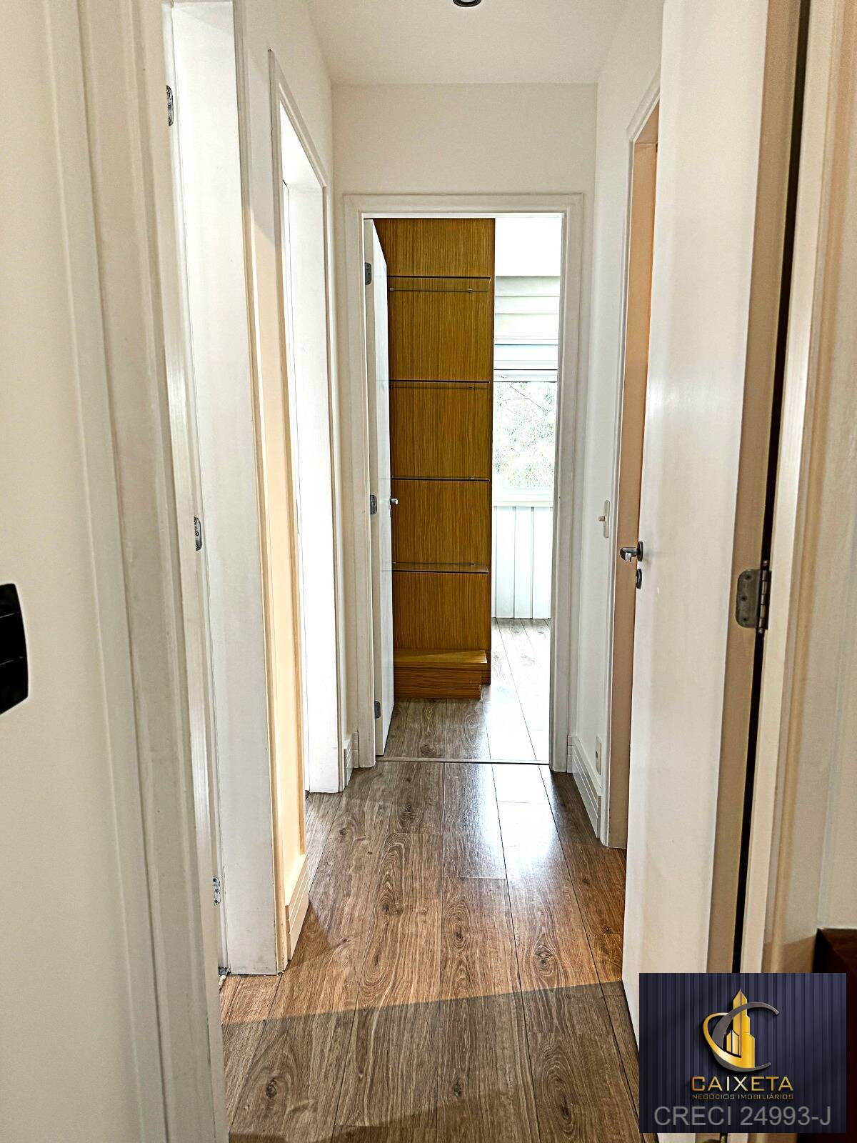 Apartamento para Venda em Santana de Parnaíba - 24