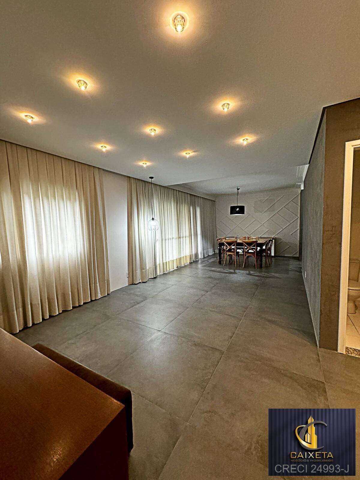 Apartamento para Venda em Santana de Parnaíba - 7
