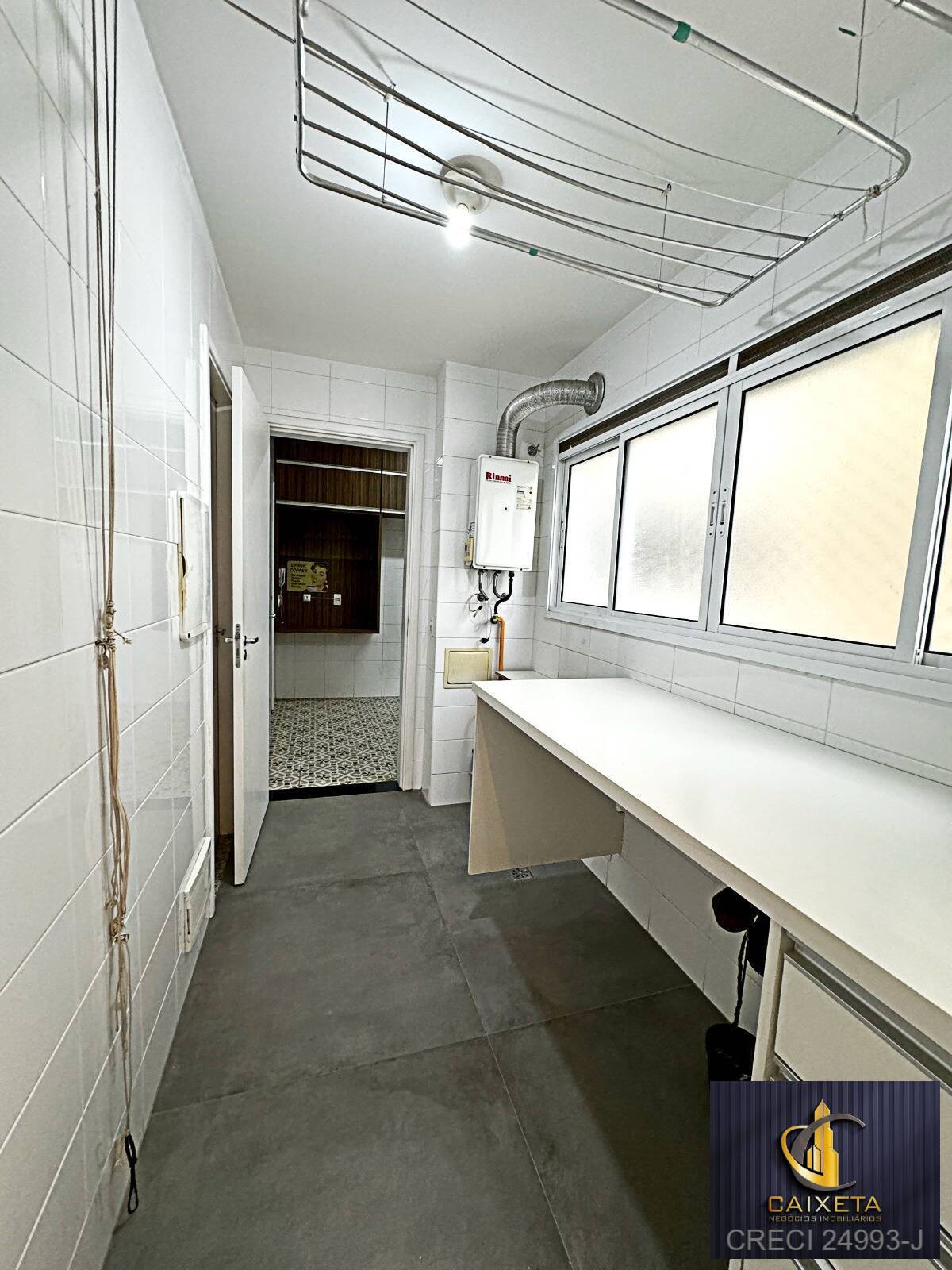 Apartamento para Venda em Santana de Parnaíba - 15