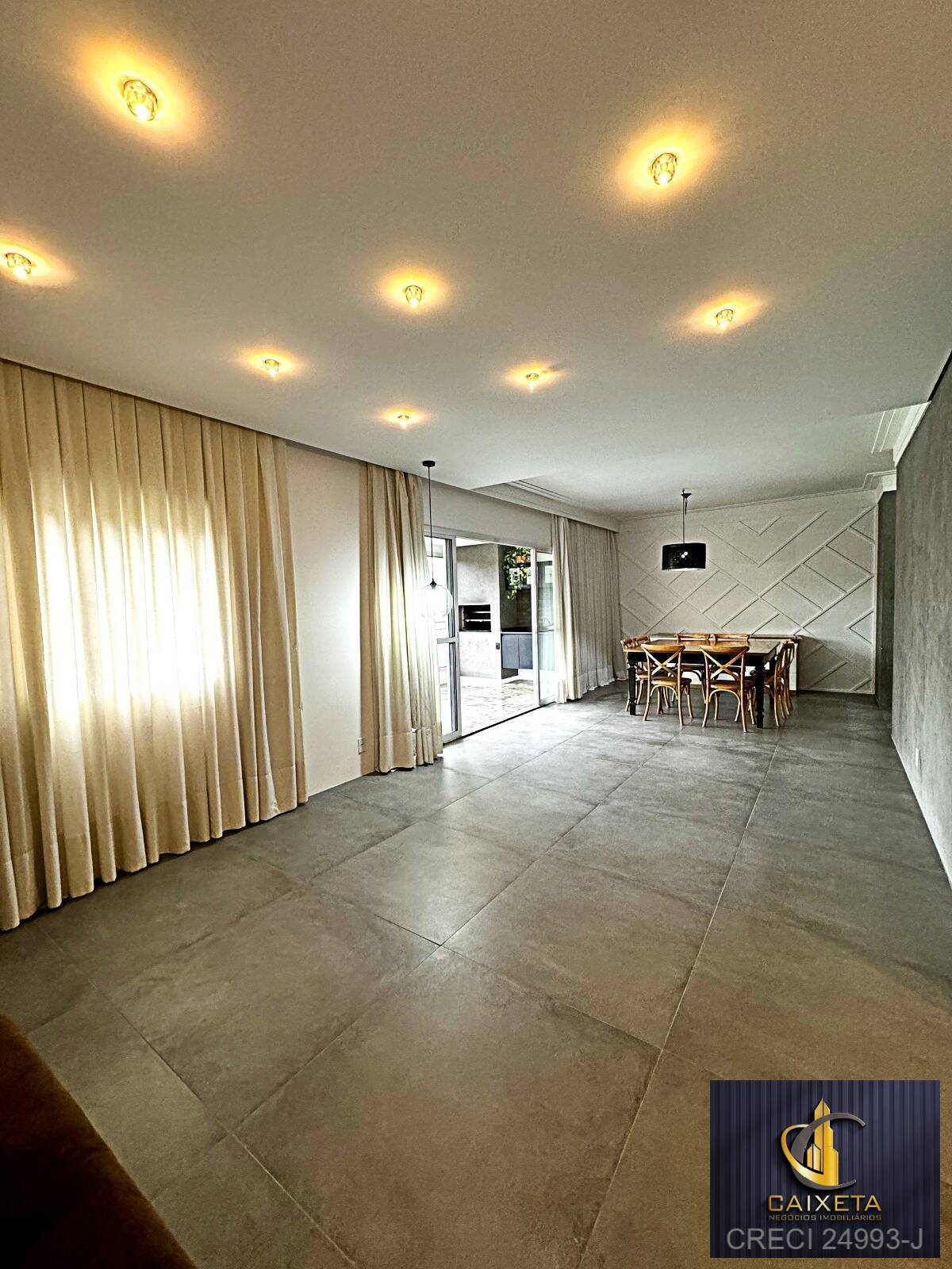 Apartamento para Venda em Santana de Parnaíba - 3