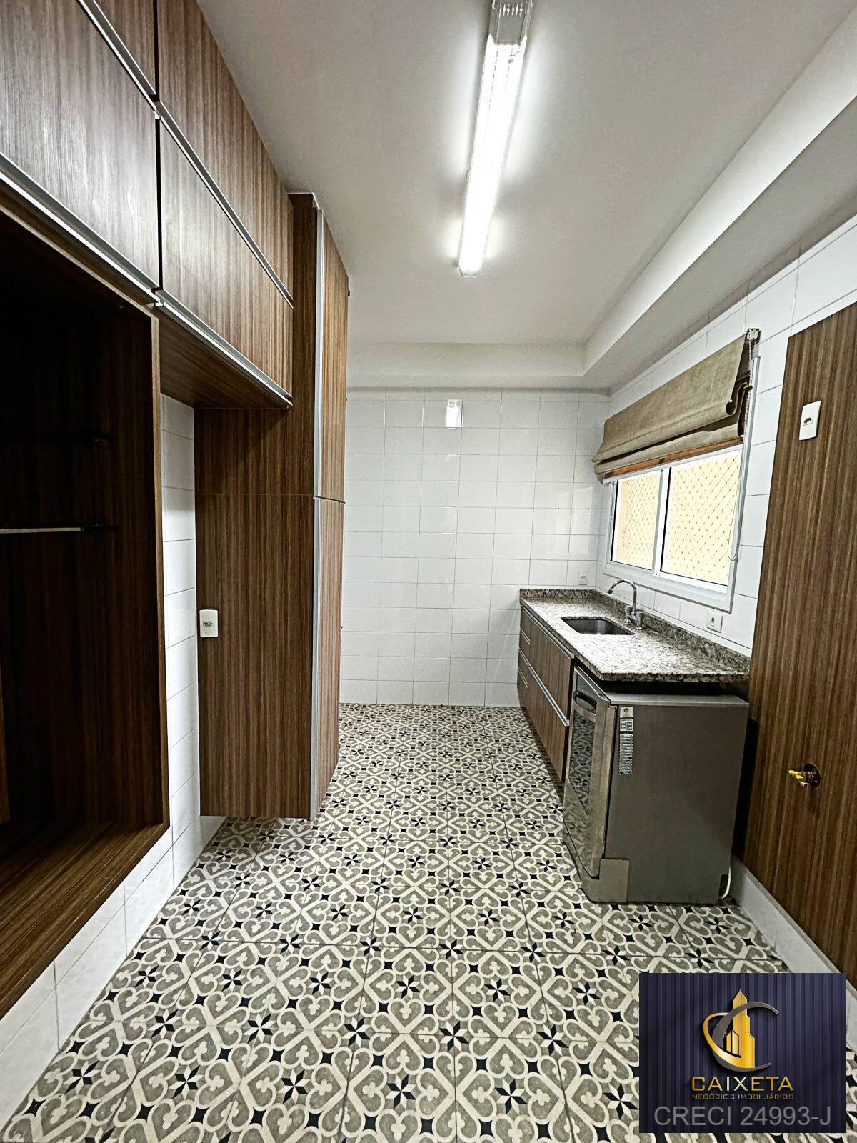 Apartamento para Venda em Santana de Parnaíba - 13