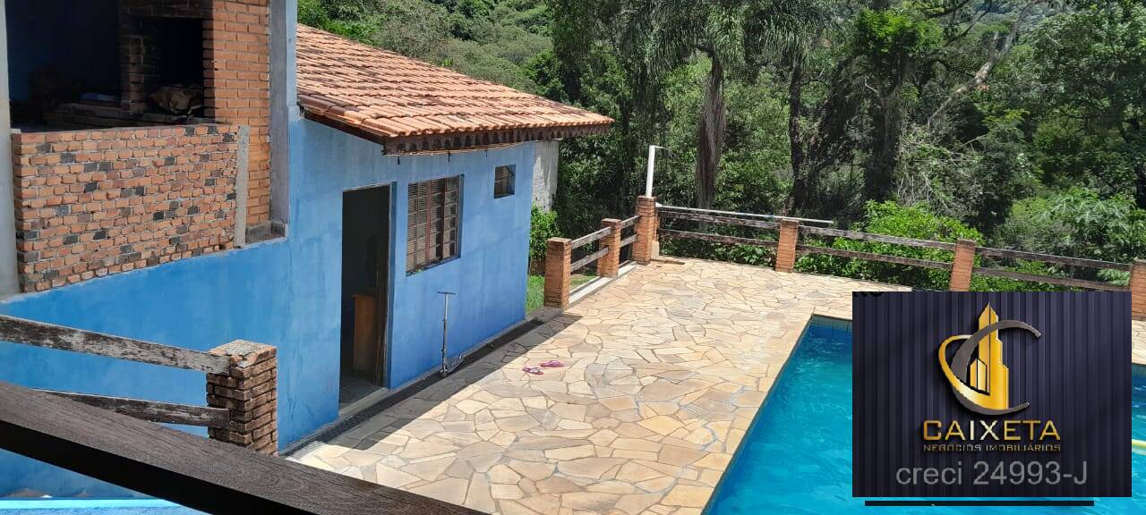 Chácara à venda com 3 quartos, 2000m² - Foto 1