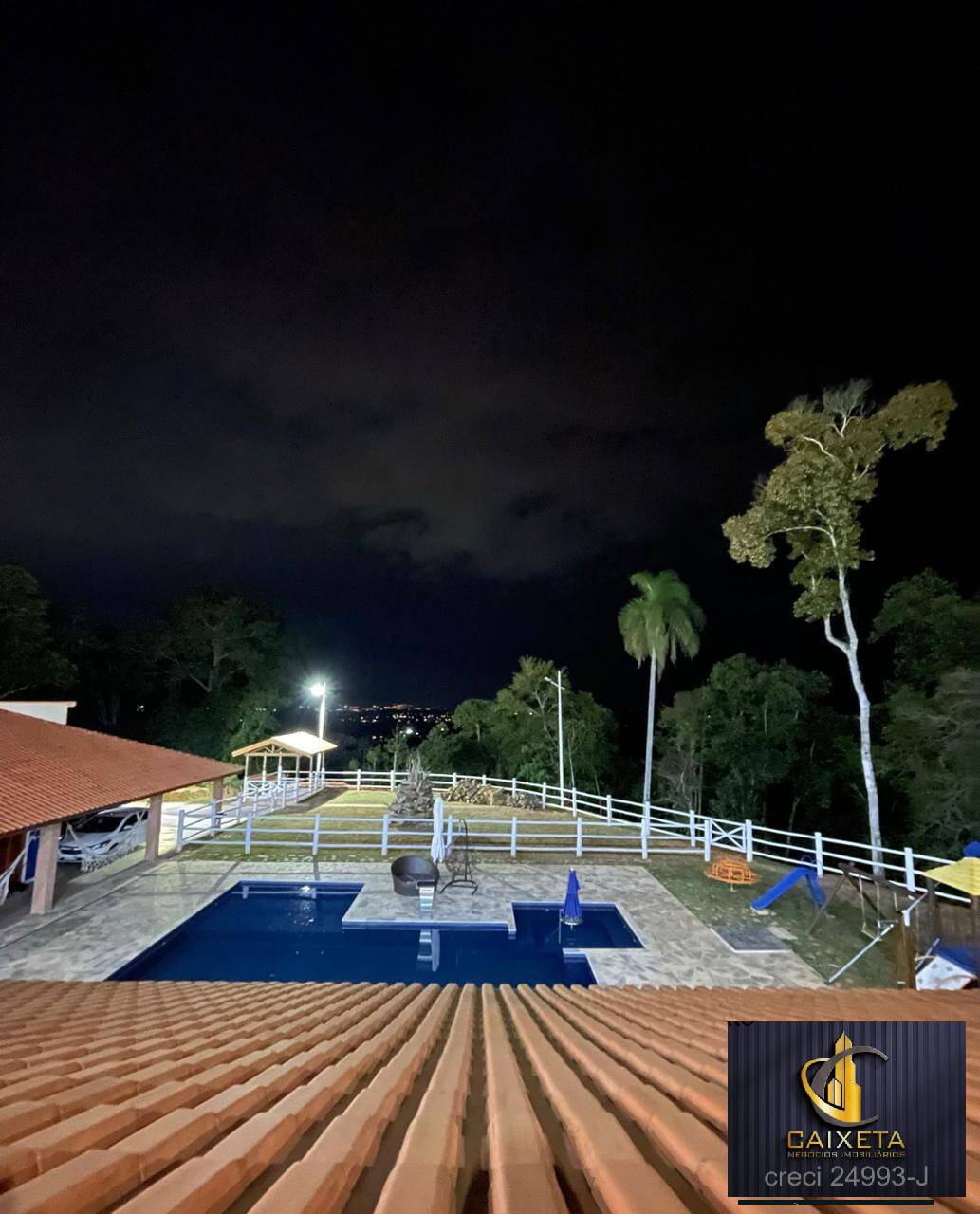 Chácara à venda com 3 quartos, 420m² - Foto 2