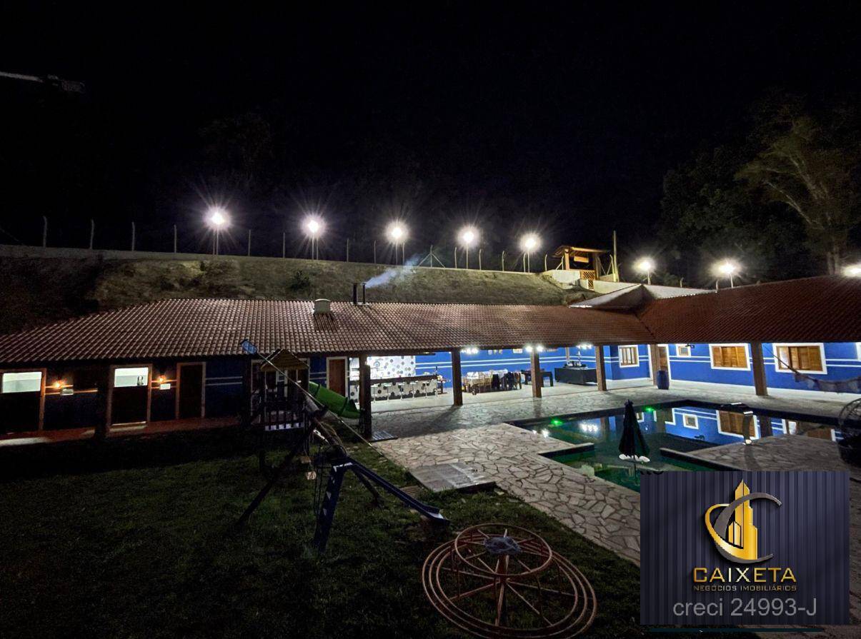 Chácara à venda com 3 quartos, 420m² - Foto 9