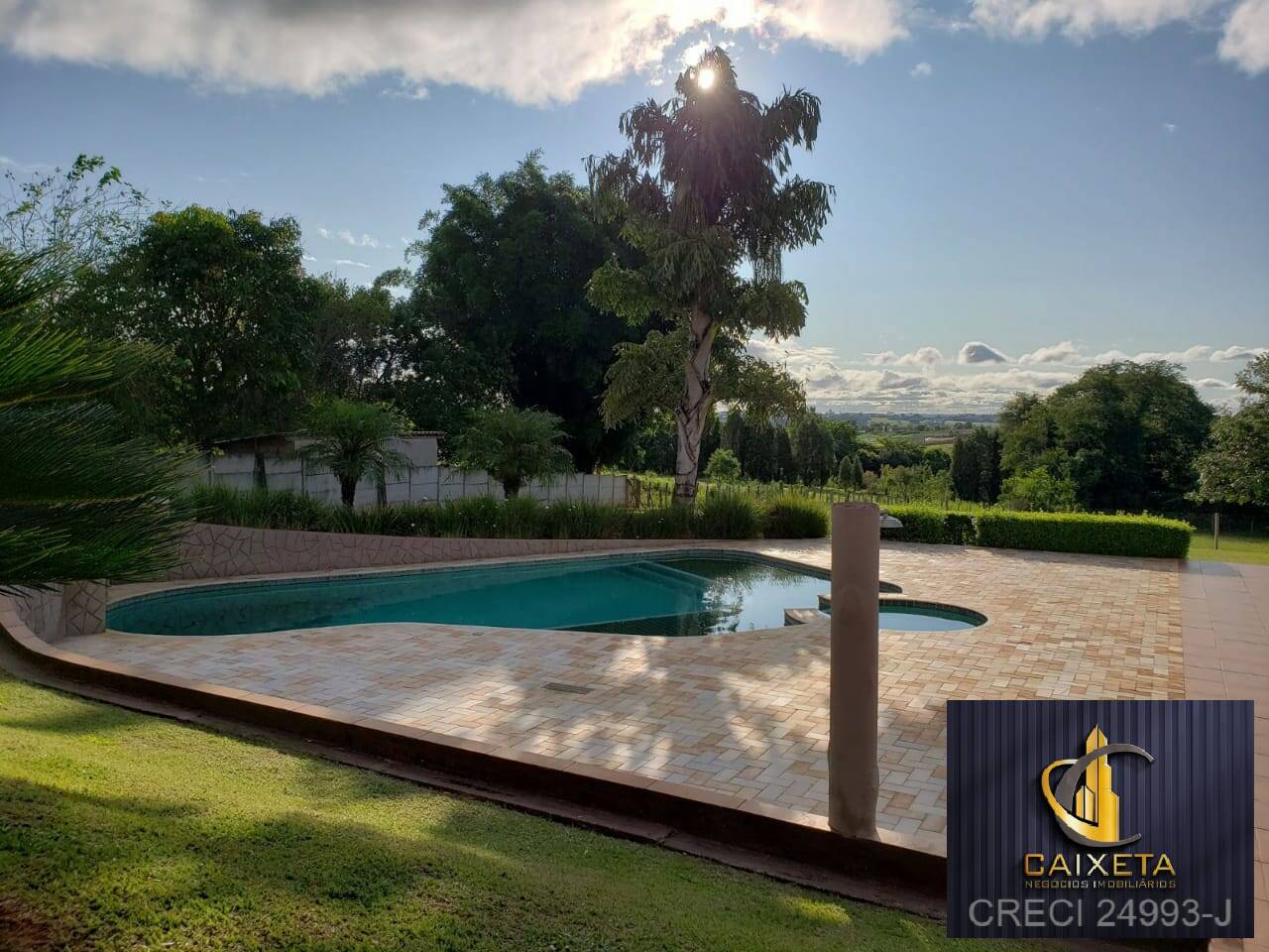 Chácara à venda com 6 quartos, 1156m² - Foto 14