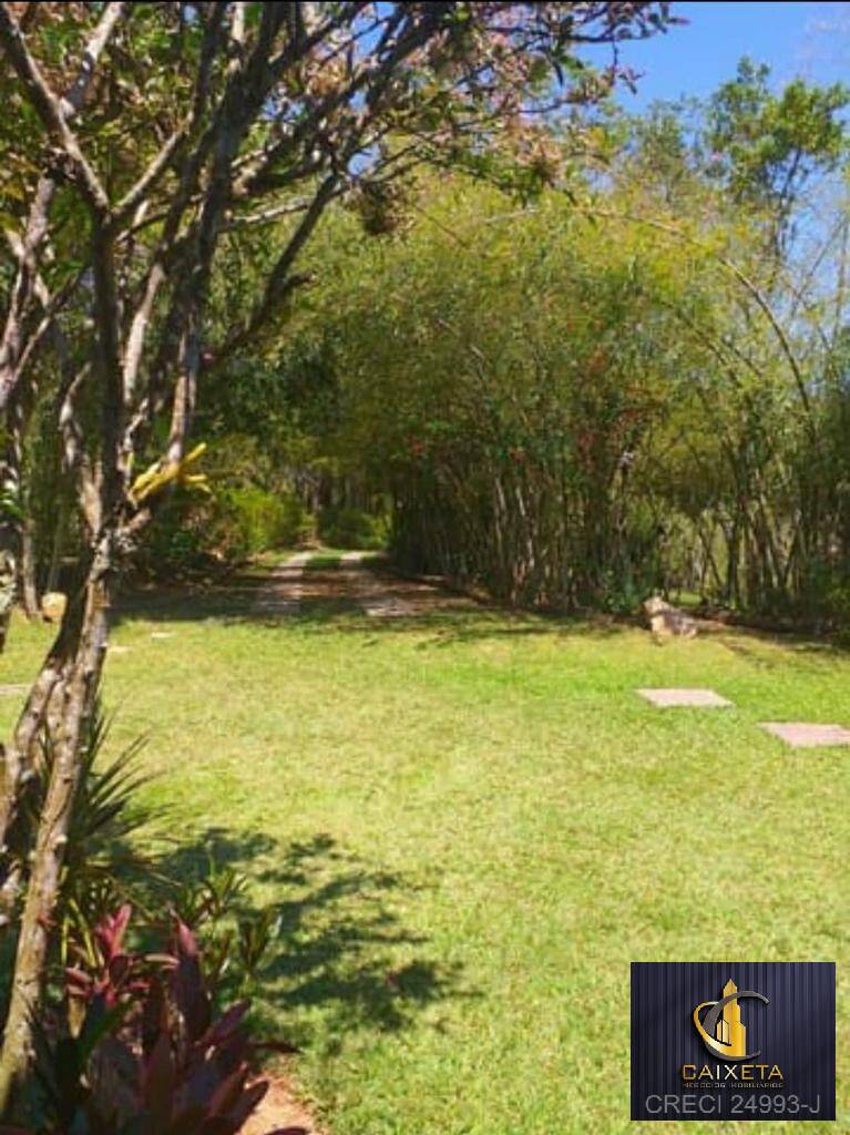 Chácara à venda com 6 quartos, 300m² - Foto 41
